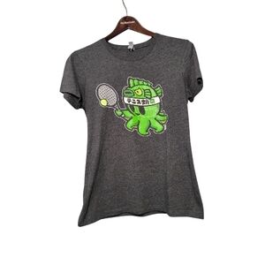 Sumofish Tennis Tako Graphic Tee Gray Women’s L